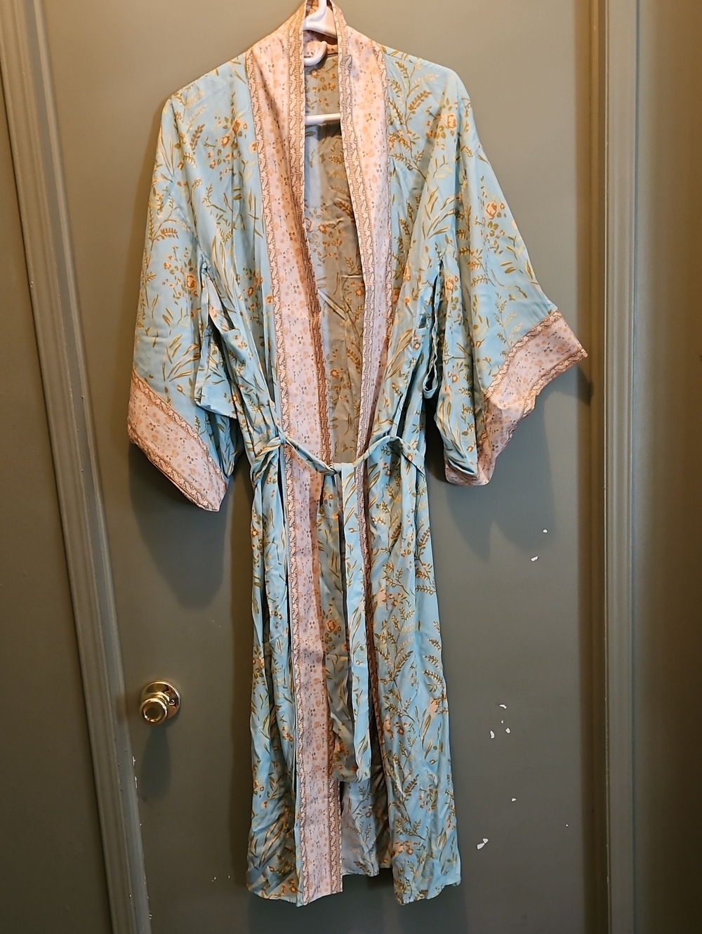 MINT GREEN Floral Kimono Robe with Cream colored Trim  COTTON.  NWOT